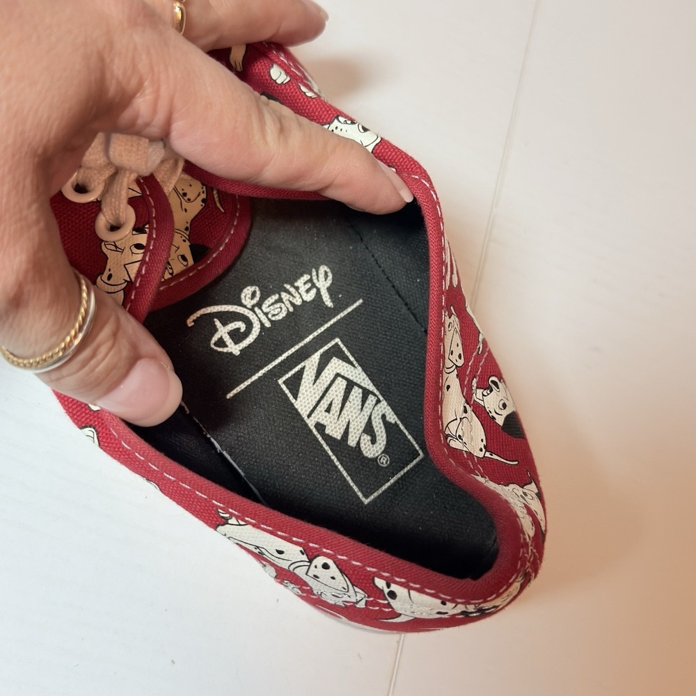 Vans X Disney 101 Dalmatians Low Top Sneaker Red White Women's 10.5 Men's 9 - Picture 8 of 12